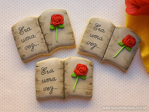 Biscoitos Decorados A Bela e a Fera Biscoitos Decorados A Bela e a Fera