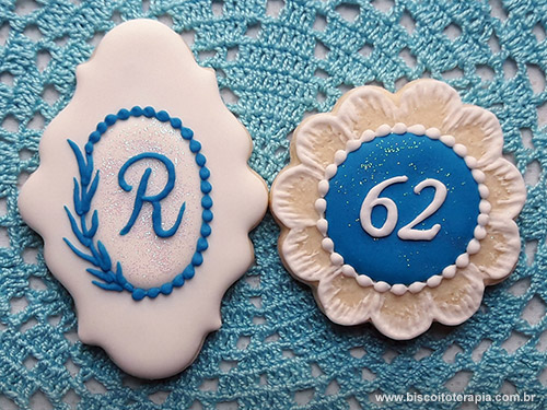 Biscoitos Decorados de Aniversário de 62 Anos Biscoitos Decorados de Aniversário de 62 Anos