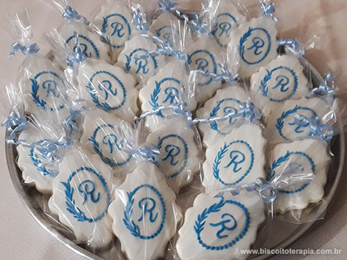 Biscoitos Decorados de Aniversário de 62 Anos Biscoitos Decorados de Aniversário de 62 Anos