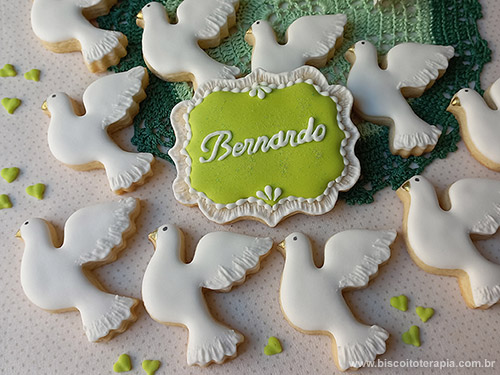 Biscoitos Decorados Batizado do Bernardo