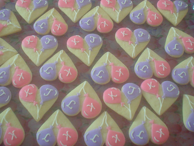 Biscoitos Decorados de Bexigas com Iniciais Biscoitos Decorados de Bexigas com Iniciais
