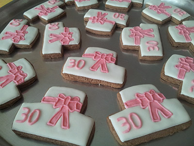 Biscoitos Decorados de Bolo e Calendrio