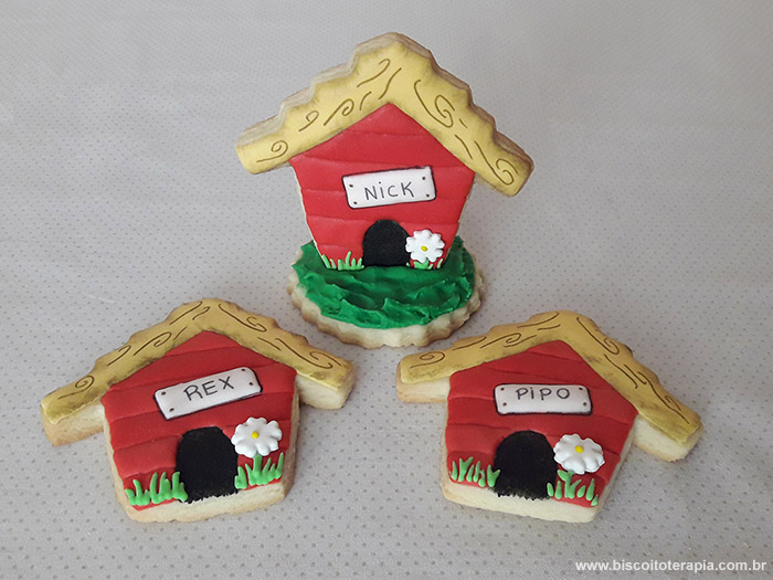 Biscoitos Decorados de Casinha de Cachorro em 3D Biscoitos Decorados de Casinha de Cachorro em 3D