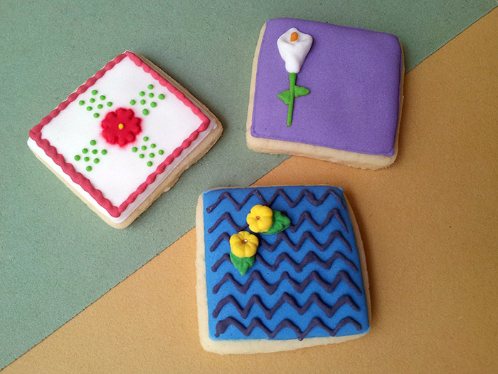 Biscoitos Decorados com Confeitos Floridos Biscoitos Decorados com Confeitos Floridos
