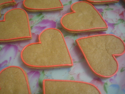 Biscoitos Decorados Coração com Florzinha Biscoitos Decorados Coração com Florzinha