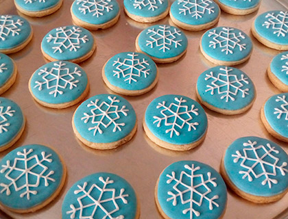 Biscoitos Decorados de Floco de Neve - Frozen Biscoitos Decorados de Floco de Neve - Frozen