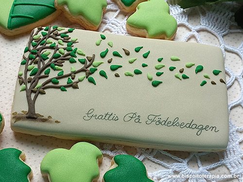 Biscoitos Decorados de Folhas ao Vento Biscoitos Decorados de Folhas ao Vento