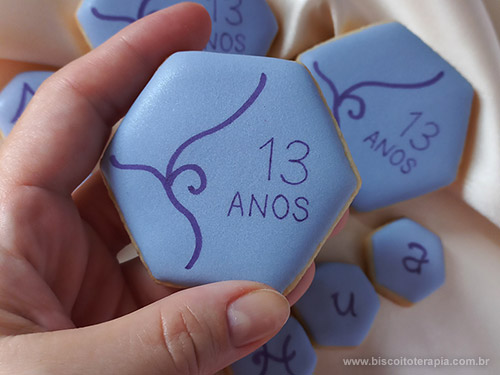 Biscoitos Decorados 13 Anos de Mo Li Hua Biscoitos Decorados 13 Anos de Mo Li Hua
