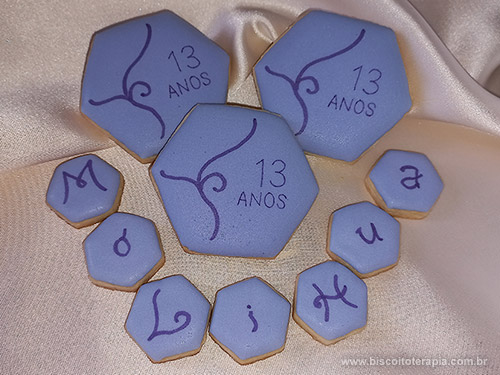 Biscoitos Decorados 13 Anos de Mo Li Hua Biscoitos Decorados 13 Anos de Mo Li Hua