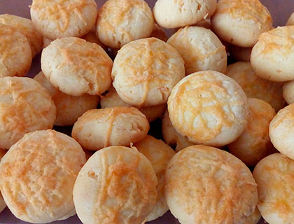 Biscoitos de Queijo Ralado